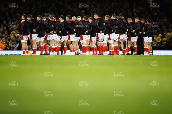 201121 - Wales v Australia, 2021 Autumn Nations Series - The Wales team line up for the anthem at the Principality Stadium ahead of the match