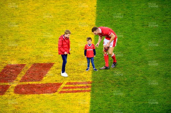 201121 - Wales v Australia - Autumn Nations Series - Dan Biggar of Wales with his family
