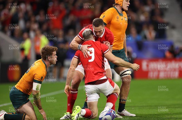 240923 - Wales v Australia - Rugby World Cup France 2023 - Pool C -  Gareth Davies of Wales celebrtates try with George North