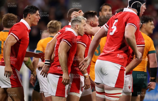 240923 - Wales v Australia - Rugby World Cup France 2023 - Pool C -  Gareth Davies of Wales celebrtates try with team mates