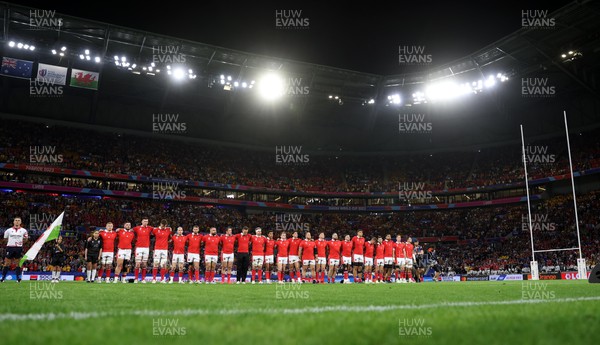 240923 - Wales v Australia - Rugby World Cup France 2023 - Pool C -  Wales players line up for anthems
