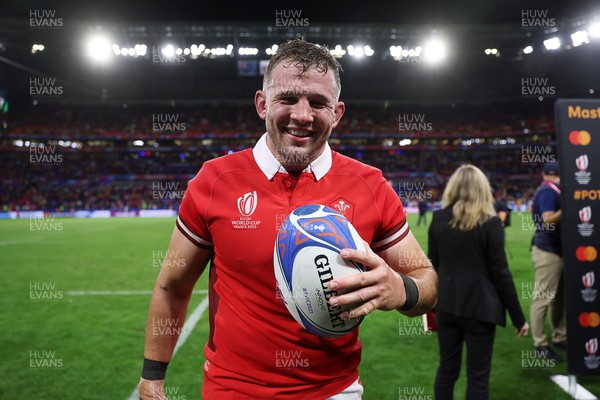 240923 - Wales v Australia - Rugby World Cup France 2023 - Pool C - Elliot Dee of Wales at full time