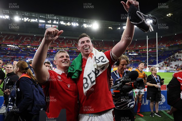 240923 - Wales v Australia - Rugby World Cup France 2023 - Pool C - Jac Morgan and Adam Beard of Wales at full time