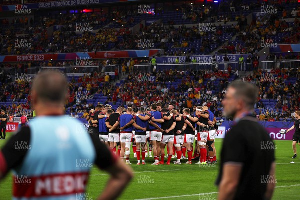 240923 - Wales v Australia - Rugby World Cup France 2023 - Pool C - Wales huddle before the game