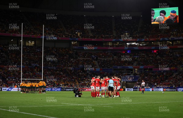 240923 - Wales v Australia - Rugby World Cup France 2023 - Pool C - Wales huddle