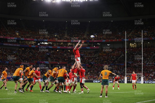 240923 - Wales v Australia - Rugby World Cup France 2023 - Pool C - Adam Beard of Wales wins the line out