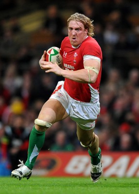28.11.09 - Wales v Australia - Invesco Perpetual Series 2009 - Wales' Andy Powell. 
