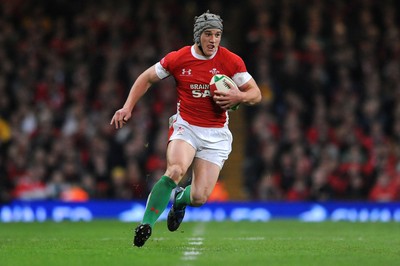 28.11.09 - Wales v Australia - Invesco Perpetual Series 2009 - Wales' Jonathan Davies. 