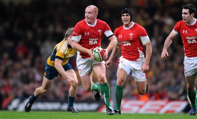 28.11.09 - Wales v Australia - Invesco Perpetual Series 2009 - Wales' Martyn Williams. 