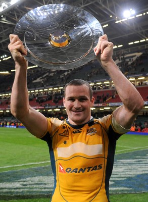 28.11.09 - Wales v Australia - Invesco Perpetual Series 2009 - Australia's Matt Giteau celebrates with the James Bevan Trophy. 