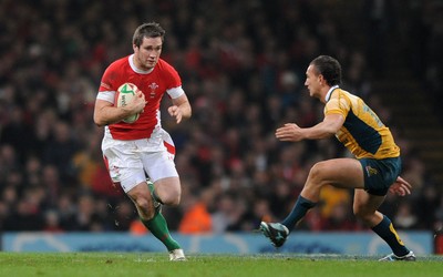 28.11.09 - Wales v Australia - Invesco Perpetual Series 2009 - Wales' Andrew Bishop. 