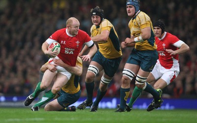 28.11.09... Wales v Australia, Invesco Perpetual 2009 Series -  Wales' Martyn Williams is tackled by Australia's Stephen Moore  
