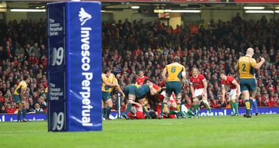 28.11.09...Wales v Australia, Invesco Perpetual 2009 Series. 