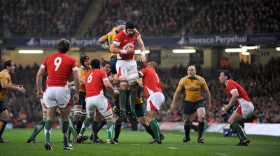 28.11.09 - Invesco Perpetual International Rugby, Wales v Australia  