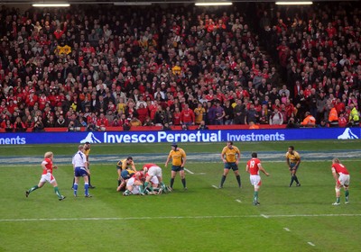 28.11.09 - Invesco Perpetual Rugby. Wales v Australia  