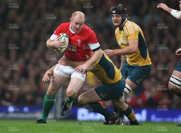 28.11.09... Wales v Australia, Invesco Perpetual 2009 Series -  Wales' Martyn Williams is tackled by Australia's Stephen Moore  