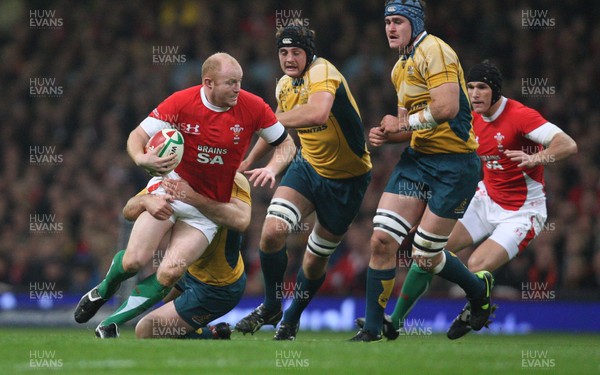 28.11.09... Wales v Australia, Invesco Perpetual 2009 Series -  Wales' Martyn Williams is tackled by Australia's Stephen Moore  