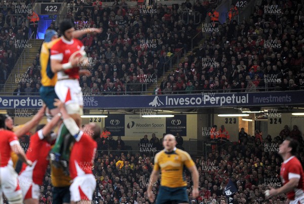 28.11.09 - Invesco Perpetual International Rugby, Wales v Australia  
