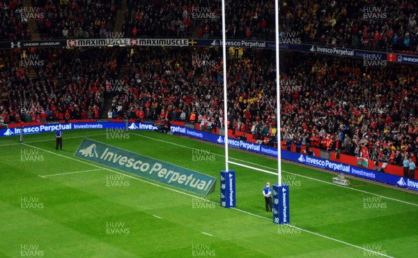 28.11.09 - Invesco Perpetual Rugby. Wales v Australia  