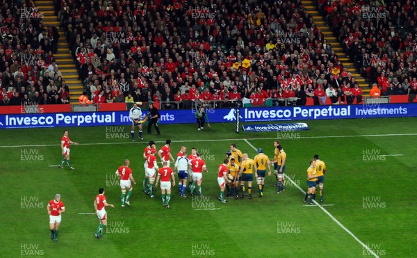 28.11.09 - Invesco Perpetual Rugby. Wales v Australia  