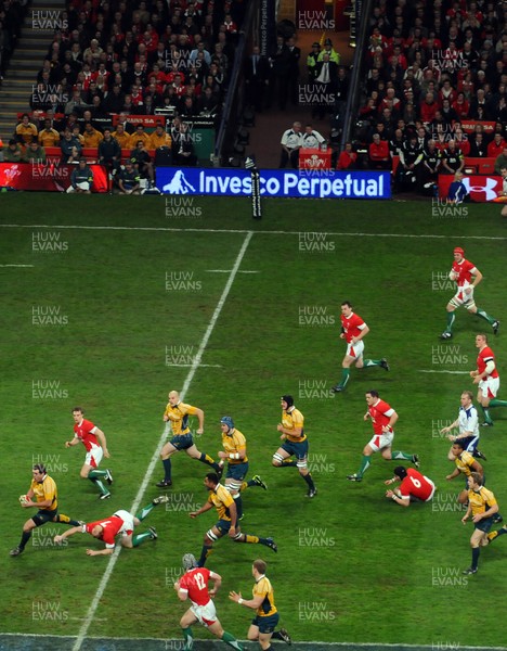 28.11.09 - Invesco Perpetual Rugby. Wales v Australia  