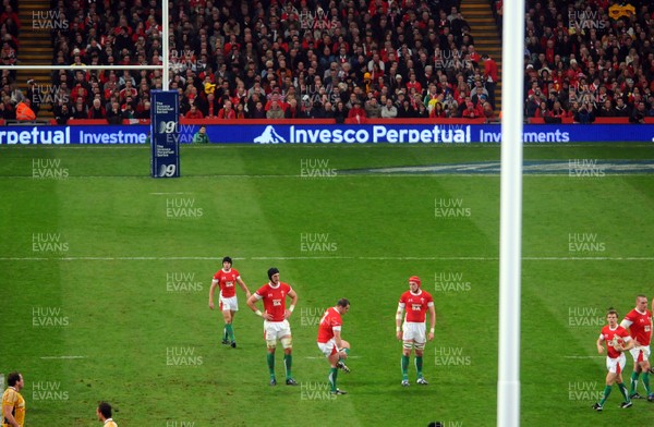28.11.09 - Invesco Perpetual Rugby. Wales v Australia  
