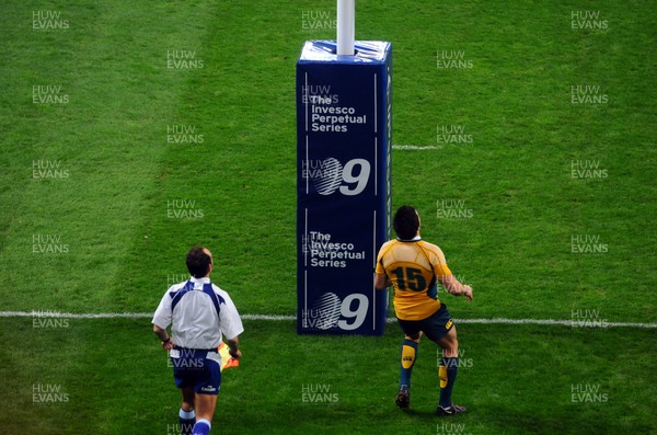 28.11.09 - Invesco Perpetual Rugby. Wales v Australia  