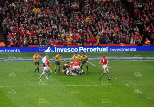 28.11.09 - Invesco Perpetual Rugby. Wales v Australia  