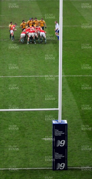 28.11.09 - Invesco Perpetual Rugby. Wales v Australia  