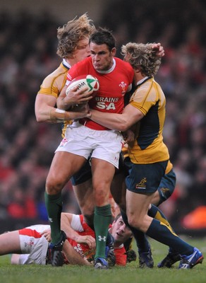 29.11.08 - Wales v Australia - Invesco Perpetual Series 2008 - Wales' Lee Byrne. 
