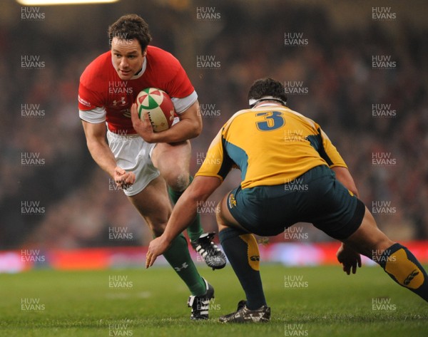 29.11.08 - Wales v Australia - Invesco Perpetual Series 2008 - Wales' Mark Jones is tackled by Australia's Al Baxter. 