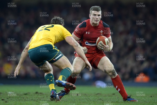 301113 - Wales v Australia - Dove Men Series 2013 -Scott Williams of Wales takes on Mike Harris of Australia