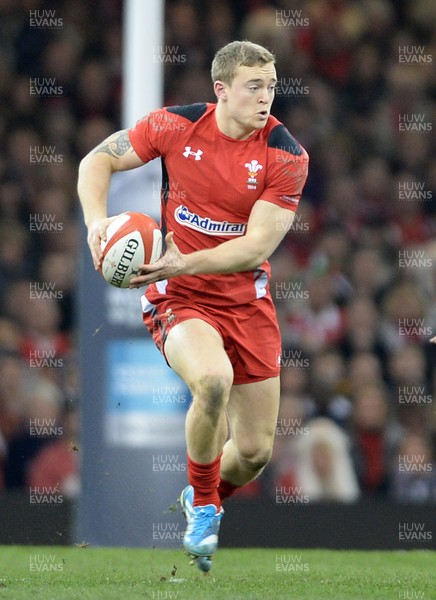 301113 - Wales v Australia - Dove Men Series 2013 -Owen Williams of Wales