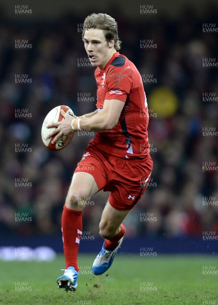 301113 - Wales v Australia - Dove Men Series 2013 -Liam Williams of Wales