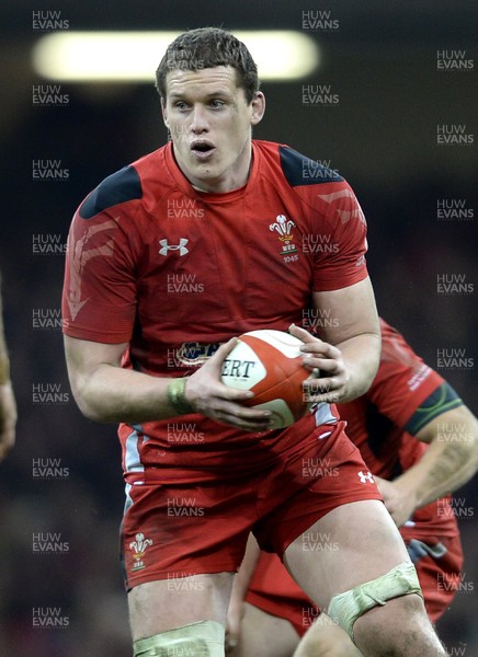 301113 - Wales v Australia - Dove Men Series 2013 -Ian Evans of Wales