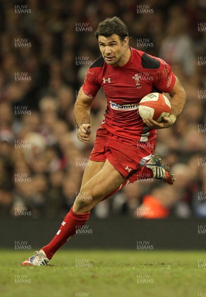 301113 - Wales v Australia - Dove Men Series - Mike Phillips of Wales 