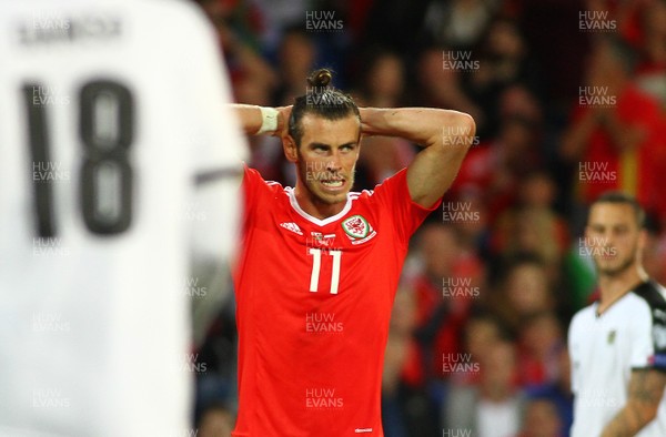 020917 - World Cup Qualifier -  European Group D - Wales v Austria - Gareth Bale of Wales sees his shot pushed away for a corner