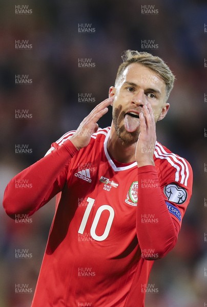 020917 - Wales v Austria, FIFA World Cup 2018 Qualifier - Aaron Ramsey of Wales reacts after missing a shot at goal