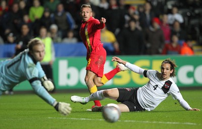 060213 - Wales v Austria, Vauxhall International Friendly Match, Swansea - Wales' Craig Bellamy goes close as he fires a shot at goal