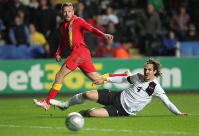 060213 - Wales v Austria, Vauxhall International Friendly Match, Swansea - Wales' Craig Bellamy goes close as he fires a shot at goal