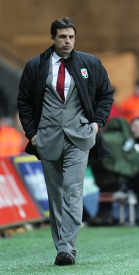 060213 - Wales v Austria, Vauxhall International Friendly Match, Swansea - Wales' manager Chris Coleman looks on as Wales beat Austria