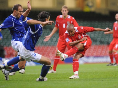 06.09.08 - World Cup 2010 Qualifying Wales v Azerbaijan Wales' Rob Earnshaw 