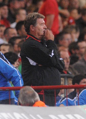 06.09.08 - World Cup 2010 Qualifying Wales v Azerbaijan Wales' Manager John Toshack 