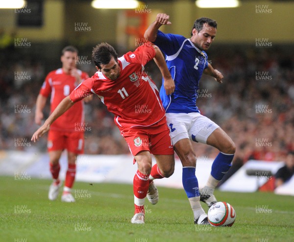 06.09.08 - World Cup 2010 Qualifying Wales v Azerbaijan Wales' Joe Ledley and Azerbaijan's Rail Melikov compete 