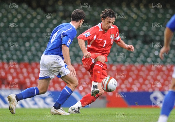 06.09.08 - World Cup 2010 Qualifying Wales v Azerbaijan Wales' Simon Davies 