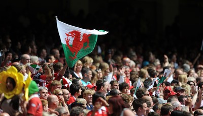 04.06.11 - Wales v Barbarians - DHL Challenge - Wales fans. 