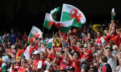 04.06.11 - Wales v Barbarians - DHL Challenge - Wales fans. 