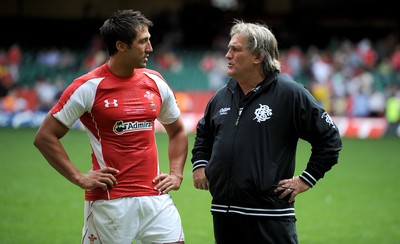 04.06.11 - Wales v Barbarians - DHL Challenge - Gavin Henson of Wales talks to Barbarians assistant coach Scott Johnson at the end of the game. 