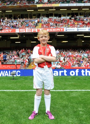 04.06.11 - Wales v Barbarians - DHL Challenge - Match mascot Thomas Hughes. 