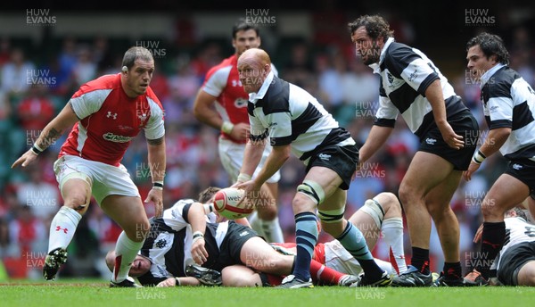 04.06.11 - Wales v Barbarians - DHL Challenge - Martyn Williams of Barbarians looks for support. 
